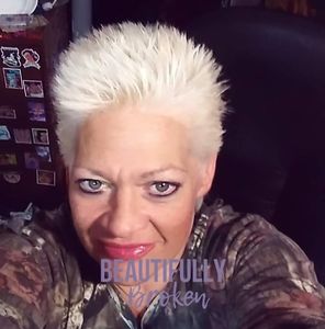 Meet your Posher, Lori